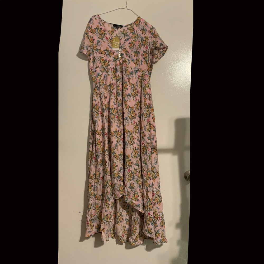 NWT Suzanne Betro sun dress